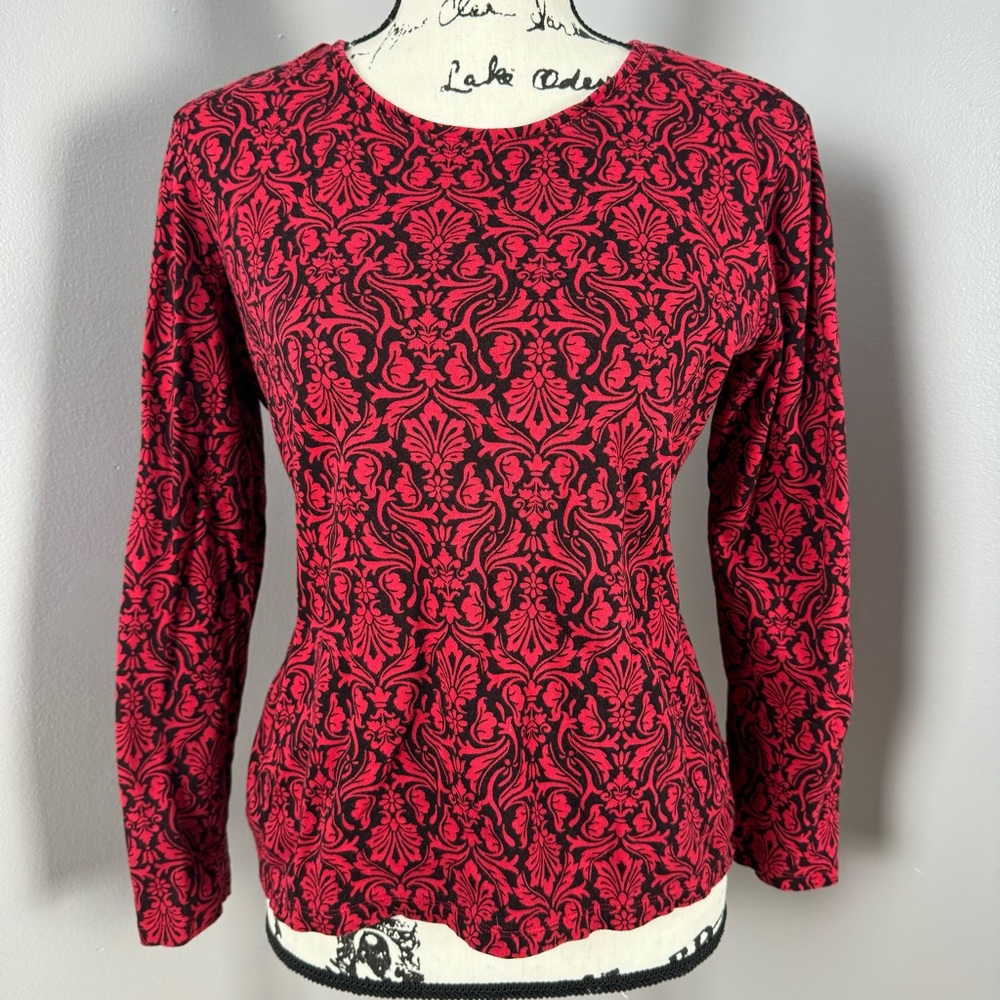 Elegant Red and Black Patterned Women's Top